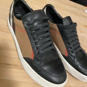 Burberry sneakers